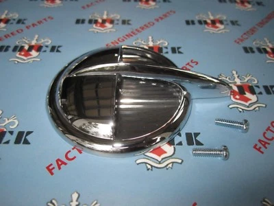 Buick Roadmaster 1951-1952 guardabarros delantero ojo de buey Foto 1 de 4