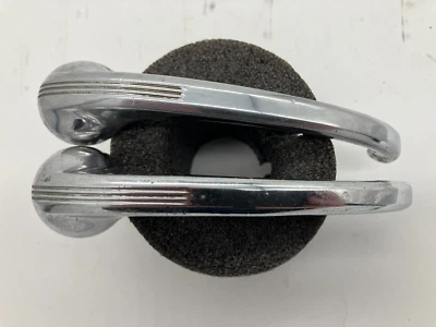 Par de manijas especiales de liberación de puerta interior Buick Century Limited Roadmaster 39-48 Foto 1 de 3