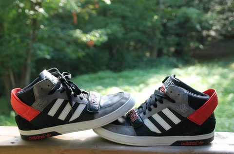 Chicago Bulls NBA Basketball Adidas Originals Space Diver Shoes Mens Size 9.5 Cover