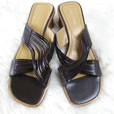 Banana Republic Cuero Bloque Tacón Sandalia Puntera Cuadrada Cuero Hecho en Italia 8.5 Foto 1 de 4