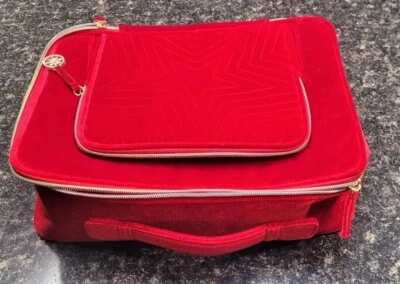Bolso Estuche Tren Estee Lauder 2023 Edición Limitada ~Terciopelo Rojo~ con Asa Foto 1 de 4