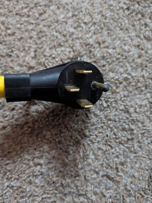 1 Foot Nema,50Amp Dryer 4-Prong Male to Nema 10-50R 3-Prong Female Adapter Cord - Image 1 of 3