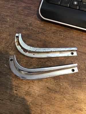 Genuine Volkswagen Bug Type 1 Wing Window Gutter Set  1955-64 - Image 1 of 2