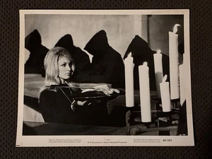 Sharon Tate - Original Movie Photo 1966 - Eye Of The Devil - 13 - Picture 1 of 1