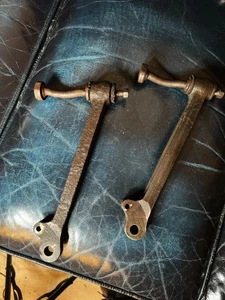 Classic Mini Lower Arm Wishbone Pair LH RH - Austin Rover Mini - Picture 1 of 8