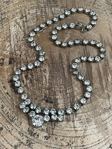 Vintage Rhinestone Necklace Silver Tone Sparkly Glass Paste Mid Century 40cm - Picture 1 of 7