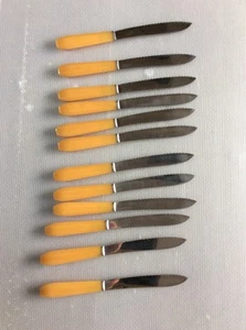 Lot 12 ancien couteaux Pradel 25 inox - Picture 1 of 5