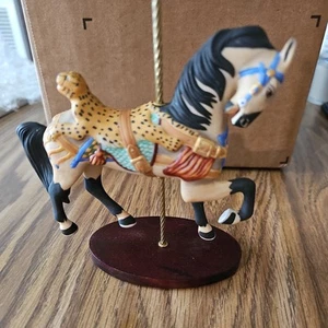 Figura de porcelana Franklin Mint Treasury of Carousel Art Leopardo Saddle 1988 - Imagen 1 de 4