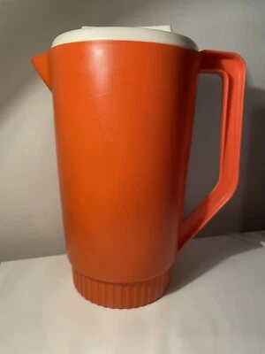 Vintage Rubbermaid Orange Party Plan Pitcher 2 1/4 Quarts USA  2390 2391 Retro - Image 1 of 4