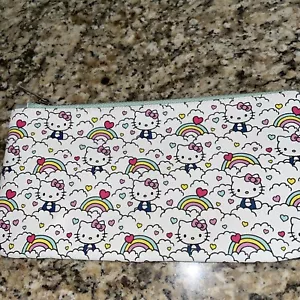 Sanrio Hello Kitty Pencil Pouch Print Zip Up Hand Bag Pen Case 8.75" x 4.25" New - Picture 1 of 2