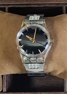 1999 Swatch Watch Closed Mirror GK297 Swiss Made Quartz 34mm Mirrored Band - Picture 1 of 4