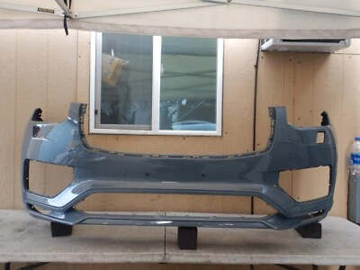 Parachoques delantero Volvo XC90 2016 2017 2018 2019 + balance inferior OEM Foto 1 de 4