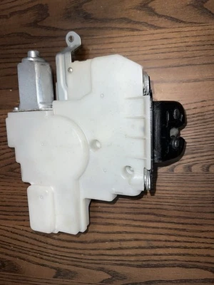 ✅ 13-20 PATHFINDER JX35 QX60 REAR TRUNK LID LATCH LOCK ACTUATOR OEM — 第 1/3 张图片