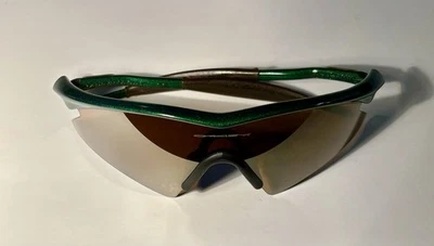 Oakley M Frame Joker Green & Gold Iridium Sweep Lens, Near Mint Condition, Rare! - Image 1 of 4