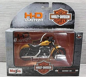 Maisto HD Custom Motorcycle Series 39 2014 Sportster Iron 883 1:18 Diecast NIB - Picture 1 of 5