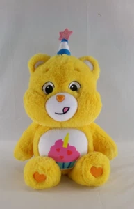CARE BEARS SINGT UND LEUCHTET GELB GEBURTSTAGSBÄR 2021 GEBRAUCHT FUNKTIONIERT SUPER - Bild 1 von 14