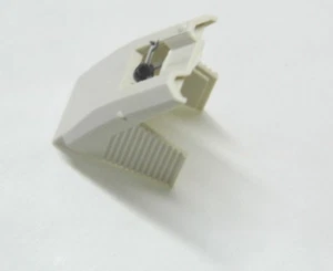 DIAMANT STYLUS für HITACHI HT1 / HT-1 PLATTENSPIELER - Bild 1 von 1