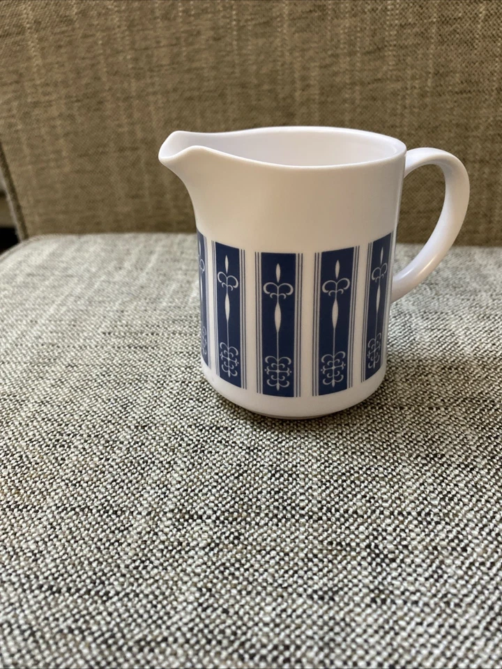 Vintage Mid Century Noritaki Progression Pacfic  MILK / CREAM JUG  Blue & White - image 1 of 3