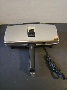 Griglia elettrica vintage Sunbeam per feste cromata pressa panini 870 dal 1964 - Foto 1 di 8