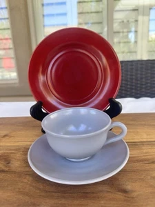 Hazel Atlas Platonite Gray Cup & Saucer w/ Red Bread Plate – Vintage Set of 3 - Picture 1 of 7