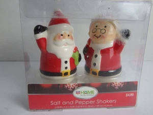 New Santa Claus and Mrs. Claus Salt and Pepper ShakersHome for the Holliday's - Picture 1 of 2