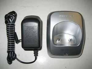 Cargador de teléfono inalámbrico Uniden DCX200 con adaptador de CA AD-0005 - Imagen 1 de 7