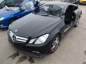 Mercedes-Benz E350 C207 3,0 CDI Sport 2010 7 velocidades automático 4 tuercas de rueda estándar - Imagen 1 de 12