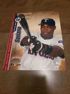 Nice 2004 Texas Rangers Alfonso Soriano #12 8x10 Photo - Picture 1 of 2