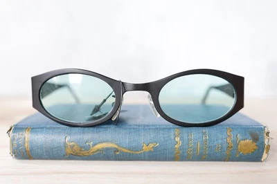 Gafas de sol vintage años 90 ojo de gato era Grunge alternativa hechas en Corea todo metal Foto 1 de 4