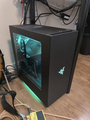 NZXT S340 Designed by Razer Special Edition Mid Tower PC Case, No Power Supply - Image 1 of 4