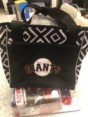 San Francisco Giants Purse/Tote, Two Zippered Pockets, Carry Straps.  EUC! Cover