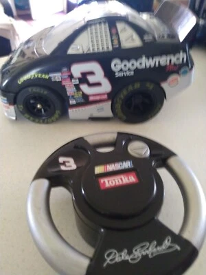  Genial coche de control remoto negro Nascar Hasboro Tonka #3 Earnhardt Goodwrench 1999 Foto 1 de 4