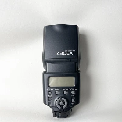 Excellent!! Canon SPEEDLITE 430EX II Shoe Mount Flash - Image 1 of 4
