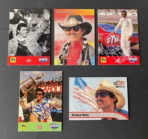 RICHARD PETTY Lot of (5) signed cards | NASCAR Great - autogramme - Bild 1 von 1