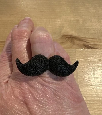 Anillo de imitación negro bigote de Kate Spade Foto 1 de 3