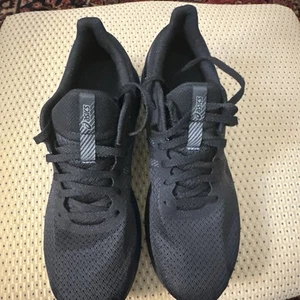 Asics Herren Größe 10 Patriot 13 Laufen Jogging NOIR Schwarz Schuhe 101B485 $ 59,99 - Bild 1 von 5