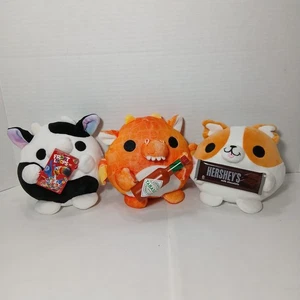Zuru Snackles Felix Tabasco Dragon 5", Cow, Dog Mini Brands Plush Stuffed Lot - Picture 1 of 5