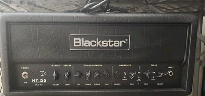 Cabezal amplificador tubo guitarra Blackstar HT-20RH MK III 20 vatios con 2 canales, 4 voces Foto 1 de 3