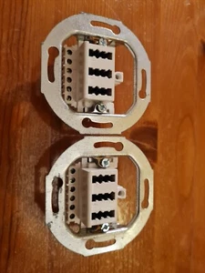 5 Stck. TAE-Anschlussdose NFN für 1 Telefon und 2 Zusatzgeräte 3 x 6-polig 6 S - Bild 1 von 1