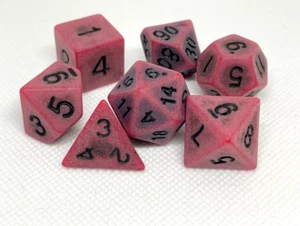 Roter ""Knochen"" Distressed Acryl Polyeder DND Würfel keine Schnickschnack TTRPG Würfel D&D Würfel - Bild 1 von 2