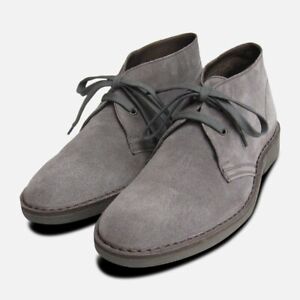 Bottes désertiques italiennes en daim gris cendres par Arthur Knight chaussures