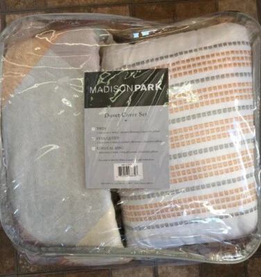 Madison Park 7 Pc Full / Queen Duvet Cover Set Bedding. - Image 1 of 3