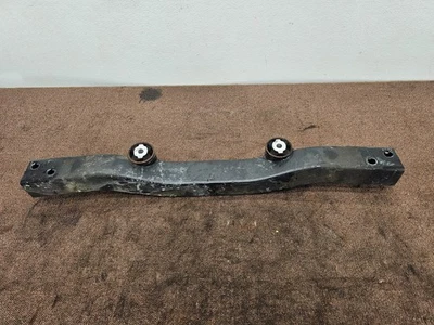 PONTIAC SOLSTICE 2006-2009 OEM DIFERENCIAL TRASERO TRAVESAÑO BARRA DE SOPORTE Foto 1 de 4