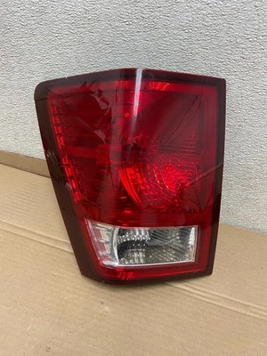 Jeep Grand Cherokee 2007 2008 2009 2010 conductor izquierdo luz trasera izquierda OEM U0673 DW Foto 1 de 4