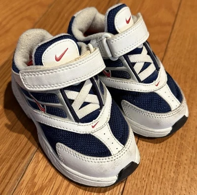 Boys Toddler Size 6c Nike Sneakers - Image 1 of 4