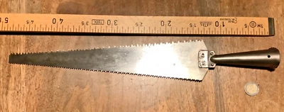 outils anciens,old tool,vieux outils, belle et rare scie de jardinier,estampillé - Photo 1/4