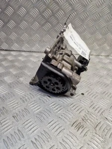 BMW 3 SERIES OIL PUMP WITH OIL PICK UP 330D XDRIVE F31 LCI 2016 - Picture 1 of 7