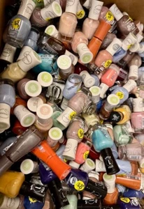 Sally Hansen Nail Polish~(Huge~Mixed Lots of 10 up to 100)~New no Box~FREE S & H - Picture 1 of 21