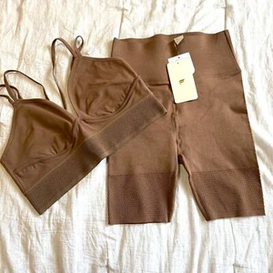 NWT Fabletics High-Waisted SculptKnit Biker Shorts and Bra Set Size 1X - Picture 1 of 16