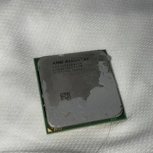 AMD ATHLON 64 3200+ 2 GHZ PROCESSOR, ADA3200 - Picture 1 of 2